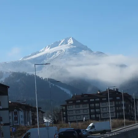 Pirin Heights A-21 близо до пистата 班斯科