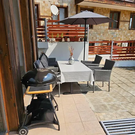 Pirin Heights A-21 близо до пистата * 班斯科